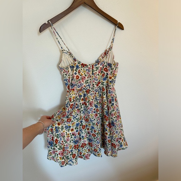 **SOLD*** Floral Mini Dress - Picture 3 of 3